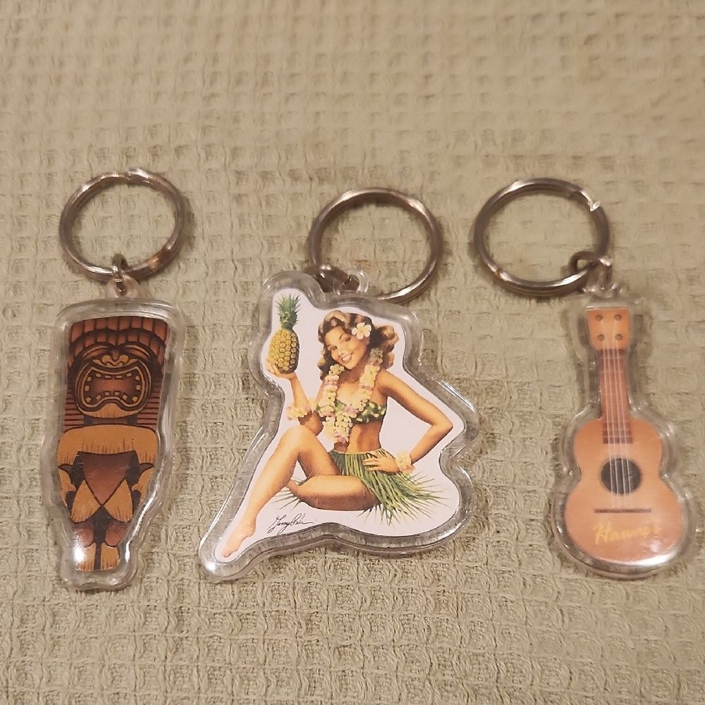 Tiki Hula Ukulele Keychains (3) Maui Hawaii NEW